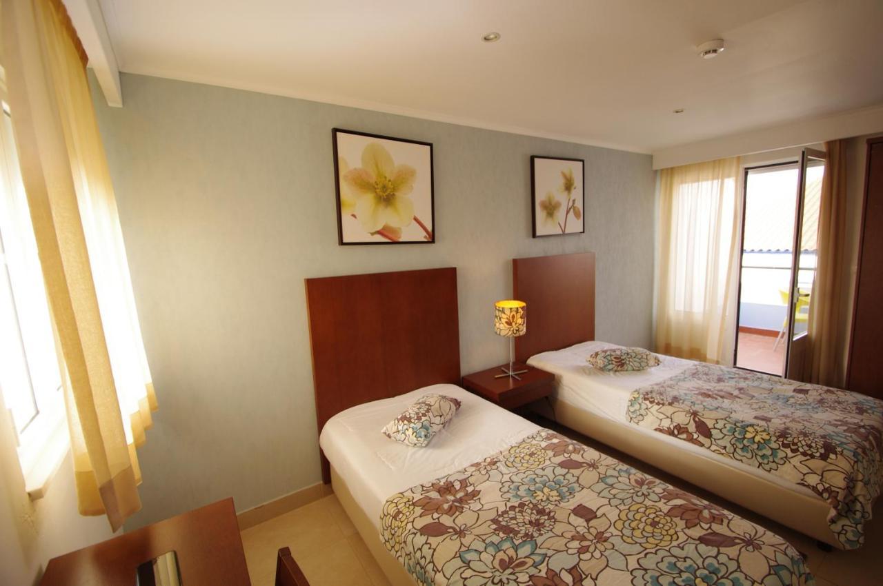 Apartamentos Vila Nova Віла-Нова-де-Мілфонтеш Екстер'єр фото