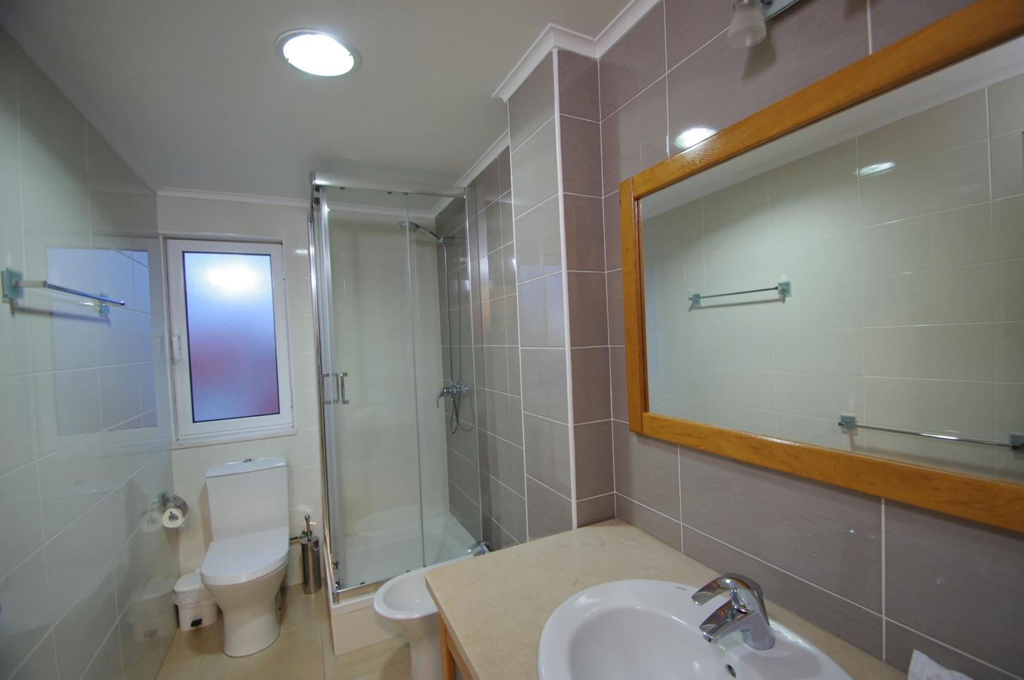 Apartamentos Vila Nova Віла-Нова-де-Мілфонтеш Екстер'єр фото